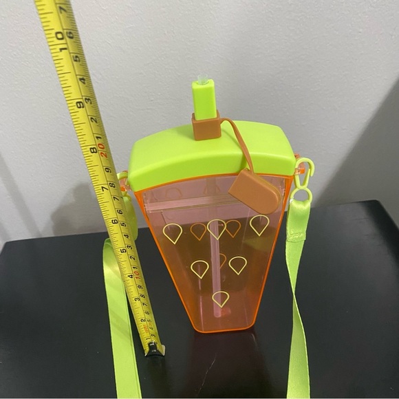 Large Capacity Cute Water Bottle with Strap and Straw Reusable Plastic~. - Picture 4 of 5